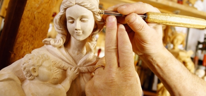 Heiligen Statuen, Holzfiguren und Holzschnitzereien aus Südtirol holzgeschnitzt